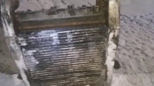 Бортжурнал МАЗ. Замена радиатора и решение проблемы его протечки.
