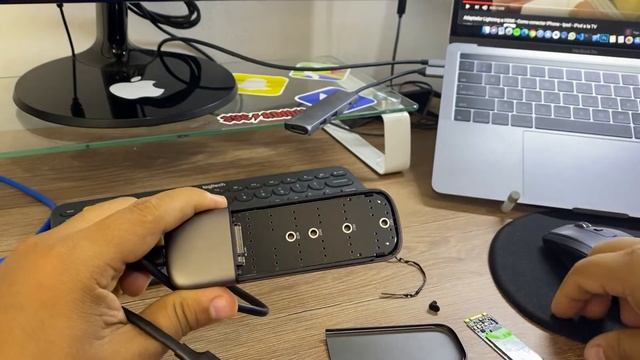 UGREEN Adaptador Portátil Disco SSD M.2 PCIe - Unboxing y Revisado смотреть онлайн