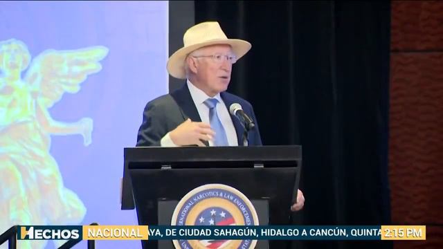 Ken Salazar reconoce que 70% de las armas que usa el crimen organizado, vienen de Estados Unidos