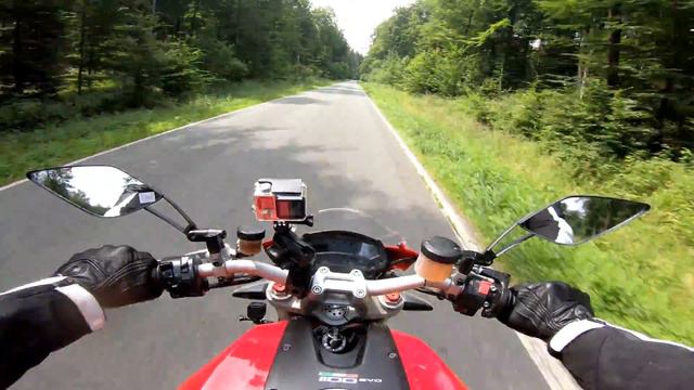 2011 Ducati Monster 1100 Evo | First Ride | Review смотреть онлайн