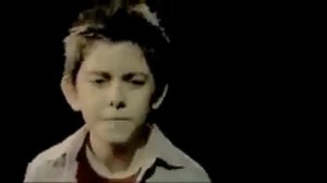 пацан класс поёт песню на английском языке с русскими субтитрами