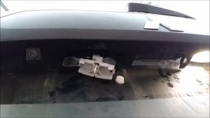 ЗАМЕНА ЛАМП ПОДСВЕТКИ ЗАДНЕГО НОМЕРА - Mitsubishi Outlander 3