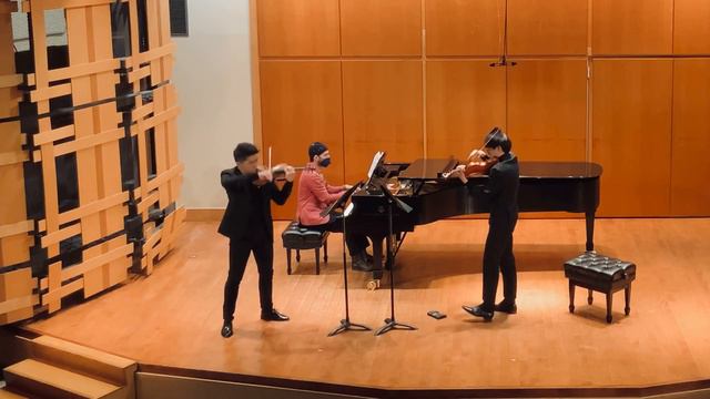 Spanish Dance for two Violins, Manuel de Falla (Danse Espagnole) смотреть онлайн