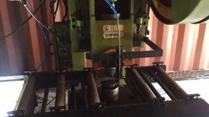 Автоматическая штамповка из отходов - Штамповочный сканер-позиционер "Декарт"