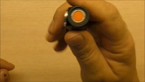 Налобный фонарь с зарядкой от USB.