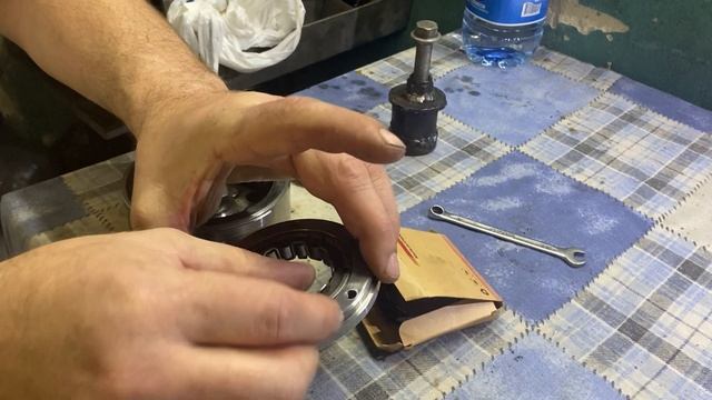 Обгонная муфта SUZUKI DRZ 400. смотреть онлайн