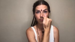 Nadi Shodana Pranayama || Alternate Nostril Breathing Tutorial & Spiritual Benefits