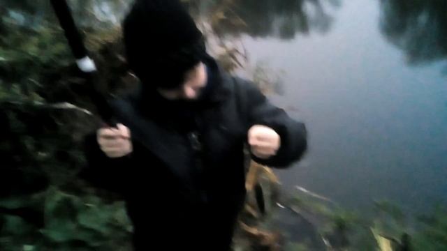 Ловля рыбы на поплавок на реке Оскол 26 10 19 смотреть онлайн