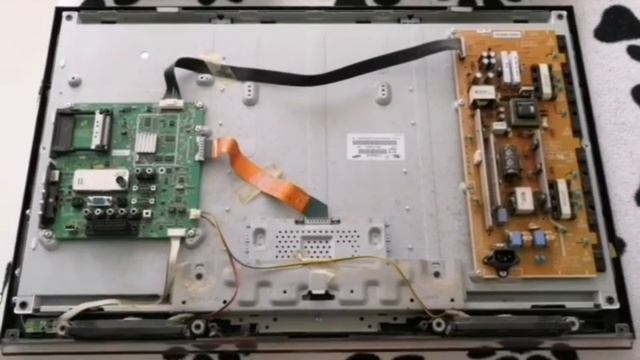 Лайфхак от электрика - SmartTV 32" свои руками за 5000 рублей. смотреть онлайн