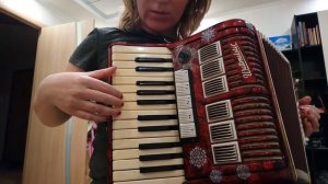 Песня Галина-разбор на аккордеоне !