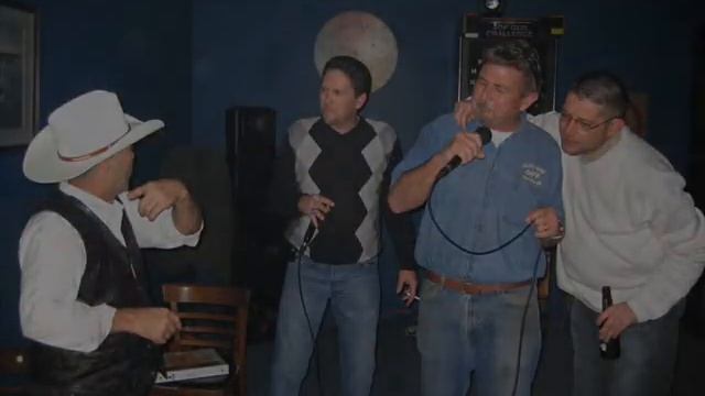 Club Car Cafe and Eagle's Nest Lounge смотреть онлайн