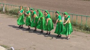 Выступление  ансамбля  народного танца"Самоцветы" Курской СХА