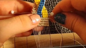 мастер-класс красивый браслет из бисера на станке "косичка"