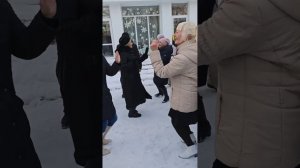 21.01.24г..."ПЬЯНАЯ НАТАША"... Виктор Дорин.... в Гомельском парке на танцполе...