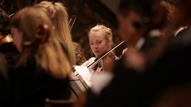 Barratt Dues Store Julekonsert: Deilig er jorden смотреть онлайн