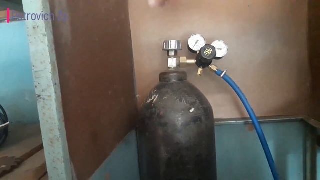 Полуавтомат для новичка. Сварочный полуавтоматический аппарат Tesla Weld MIG/MAG/FCAW/TIG/MMA 302