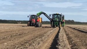 Картофелеуборочный комбайн для трактора 90 л.с. высокое качество очистки картофеля от примесей .mp4