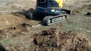 Фундамент траншеи мини экскаватор