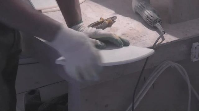 Как сделать полку из керамической плитки для ванной комнаты