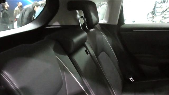 ホンダ ZR-V e:HEV スポーツアクセサリーコンセプト 2023 運転席から座席シートそして後部座席 смотреть онлайн