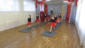 МДОУ "Детский сад №3 п.Семибратово" Спортивный русский танец "Калинка"