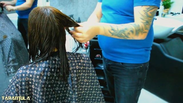 ANTI AGE HAIRCUT - 70S WAVY SHAG CUT WITH STRAIGHT BANGS смотреть онлайн