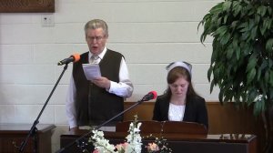 Отверженный, оплеванный, избитый.