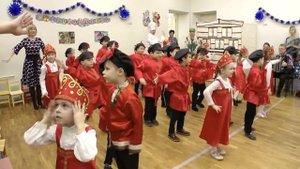 "Зимний танец".Детский центр "РУЧЕЁК" ( Новый год 24-12-2016)