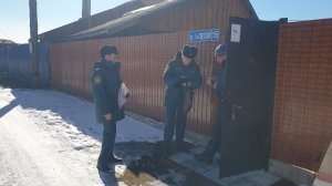 879 жителей города Иркутска и Иркутского района проинструктированы о мерах пожарной безопасности
