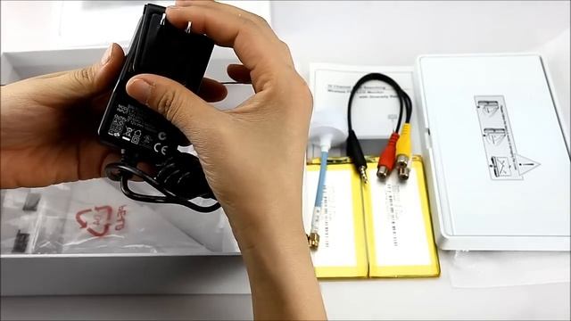 FEELWORLD FPV718W Unboxing Ultra thin design 7'' fpv monitor white color special for DJI Phantom смотреть онлайн