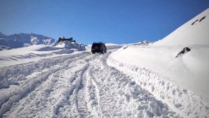 Архыз февраль 2021 / попытки добраться до белых и софийских водопадов / зимний перевал Архыз - Пхия