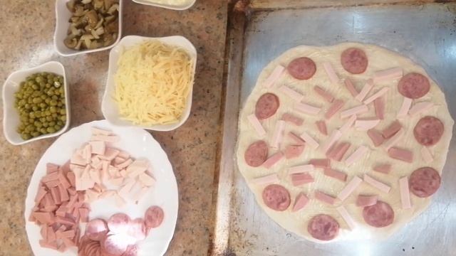 Как Вам понравится самая простая и вкусная пицца?! смотреть онлайн