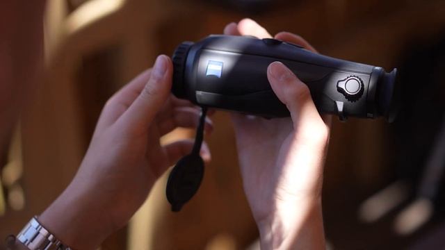 The ZEISS DTI thermal imaging cameras in use смотреть онлайн