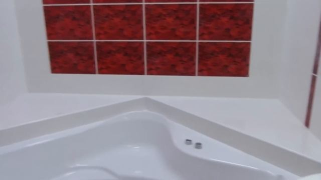 Обзор ВАННОЙ КОМНАТЫ. Угловая акриловая ванна. ОРИГИНАЛЬНЫЕ РЕШЕНИЯ! смотреть онлайн