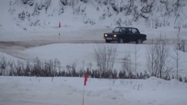 Sannikovo 02.02.2013 ClassC Razhev (VAZ2108) - Teplyakov (VAZ2107) Race2 смотреть онлайн