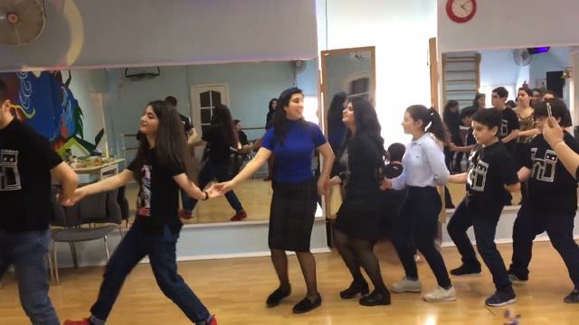 Ассирийцы.🔵⚪🔴Ансамбль «Иштар».И снова танец Багие))Assyrians.🔵⚪🔴Ensemble ”ISHTAR "..Bagie dance