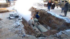 Прорыв теплотрассы на ул. 25 сентября в Смоленске: устранение последствий