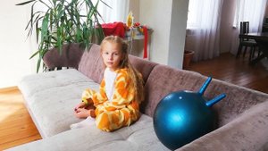 Злой двойник клоуна Оно Пеннивайза - Настя в колбе. Детская страшилка