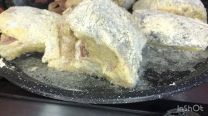 Рецепт сочного жареного минтая с луком.