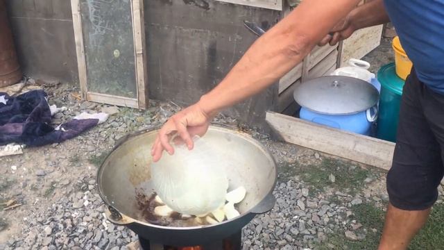 Хашлама из вымени.Udder hashlama. смотреть онлайн