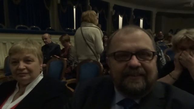 "Плоды просвещения". После 1-го действия смотреть онлайн