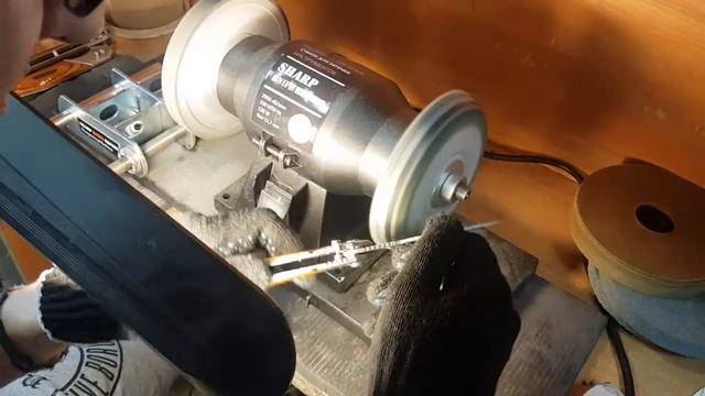 Станок для заточки ножей и ножниц - идеально острые лезвия! смотреть онлайн