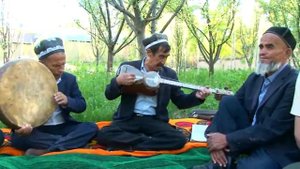 Аз фароби мо сафар карданд чандин навчавон. Тошпулоди Фароби