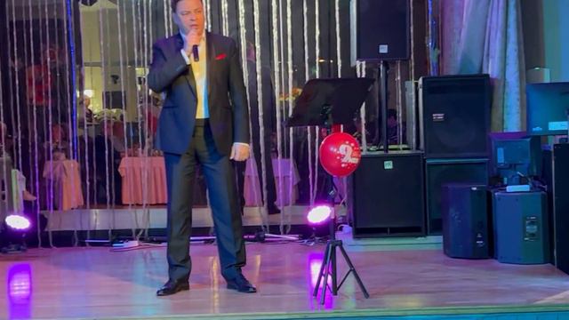 «Там за облаками» . Поёт Алексей Ярошевич. смотреть онлайн