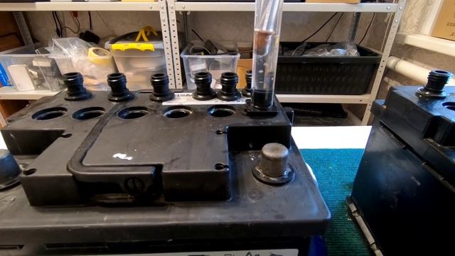 Профилактика АКБ. Проверяю аккумуляторную батарею перед холодами смотреть онлайн