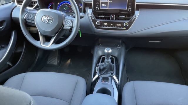 Toyota Corolla 1.5 TNGA teszt | Szív, len' tart, kipufog смотреть онлайн