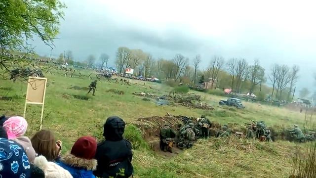 в Калининграде прошла реконструкция сражения великой отечественной  воины