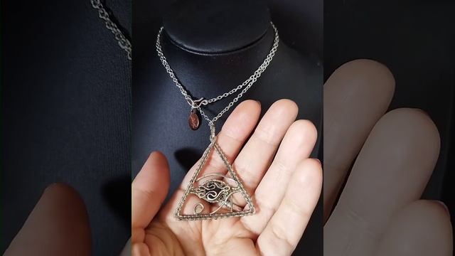 Кулон Глаз гора c камнем аметист, металл мельхиор. смотреть онлайн