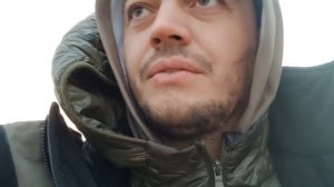 ТРАГЕДИЯ НА РЫБАЛКЕ! Рыбак провалился под лед! Безопасность на льду зимой! Зимняя рыбалка Капчагай