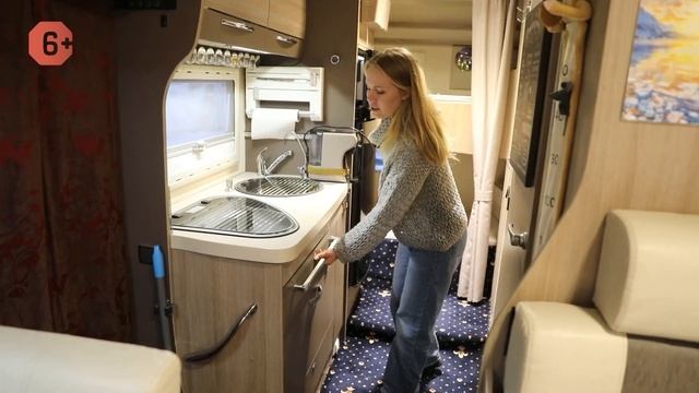 Альковный дом на колесах на 7 человек! Обзор подержанного автодома Chausson Ford